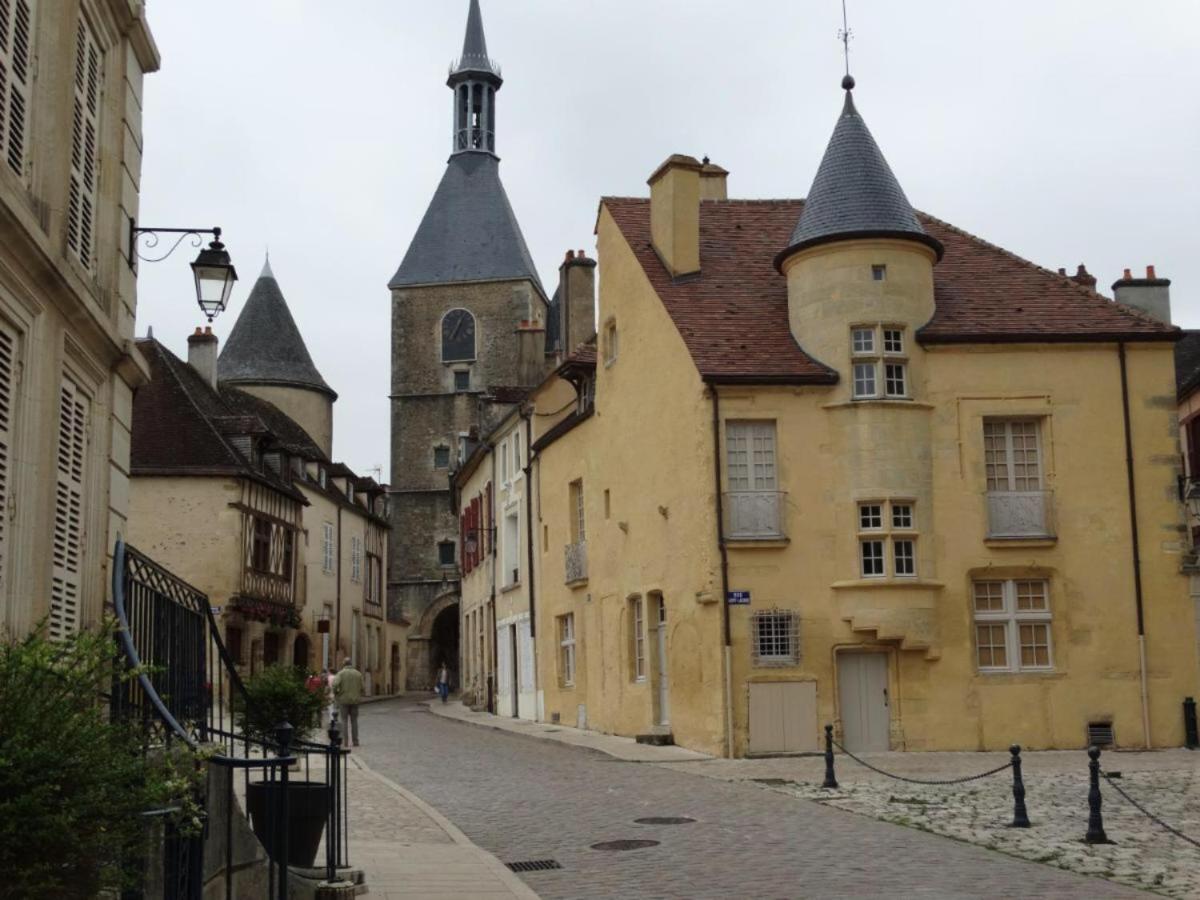Auberge XVI Avallon Exterior foto